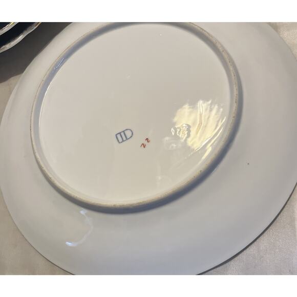 Royal Vienna Style Hand Painted Signed Portrait Cabinet Plate Beehive Mark - Picture 5 of 5